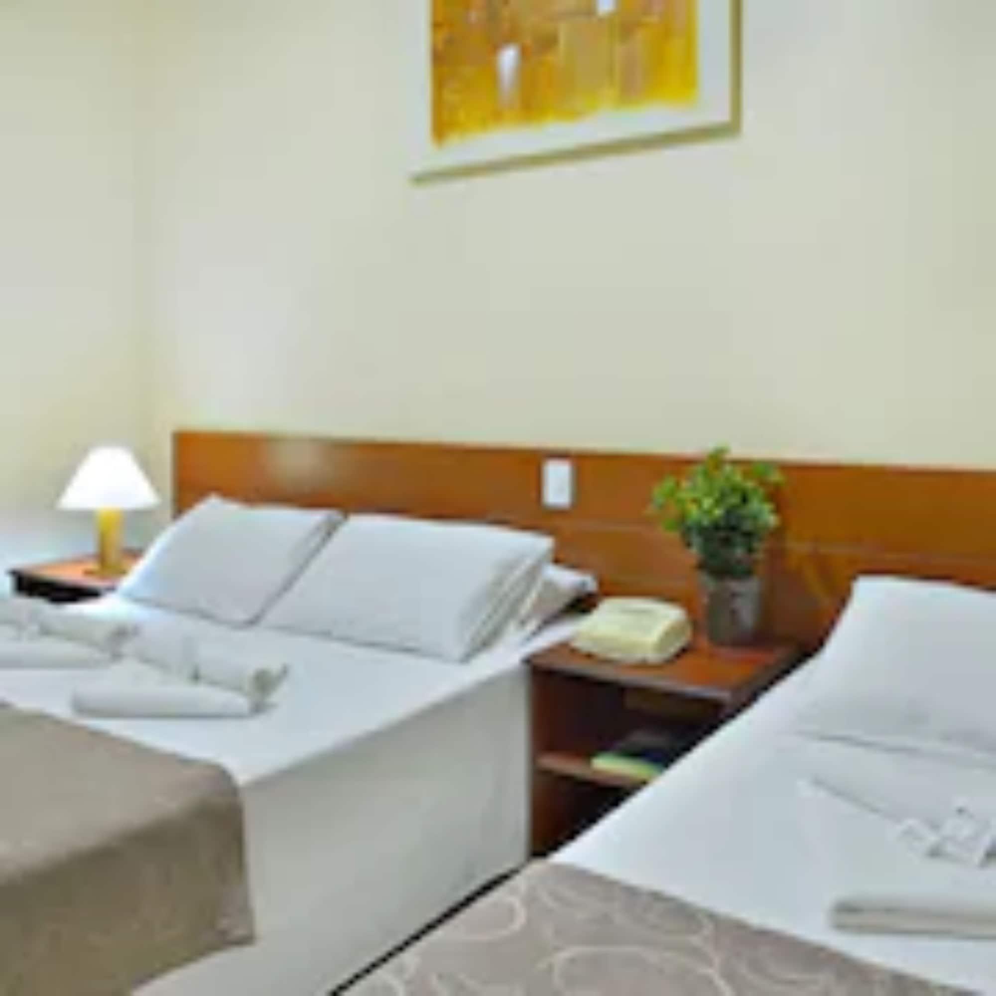 Hotel Dan Inn Barretos By Nacional Inn Exterior photo