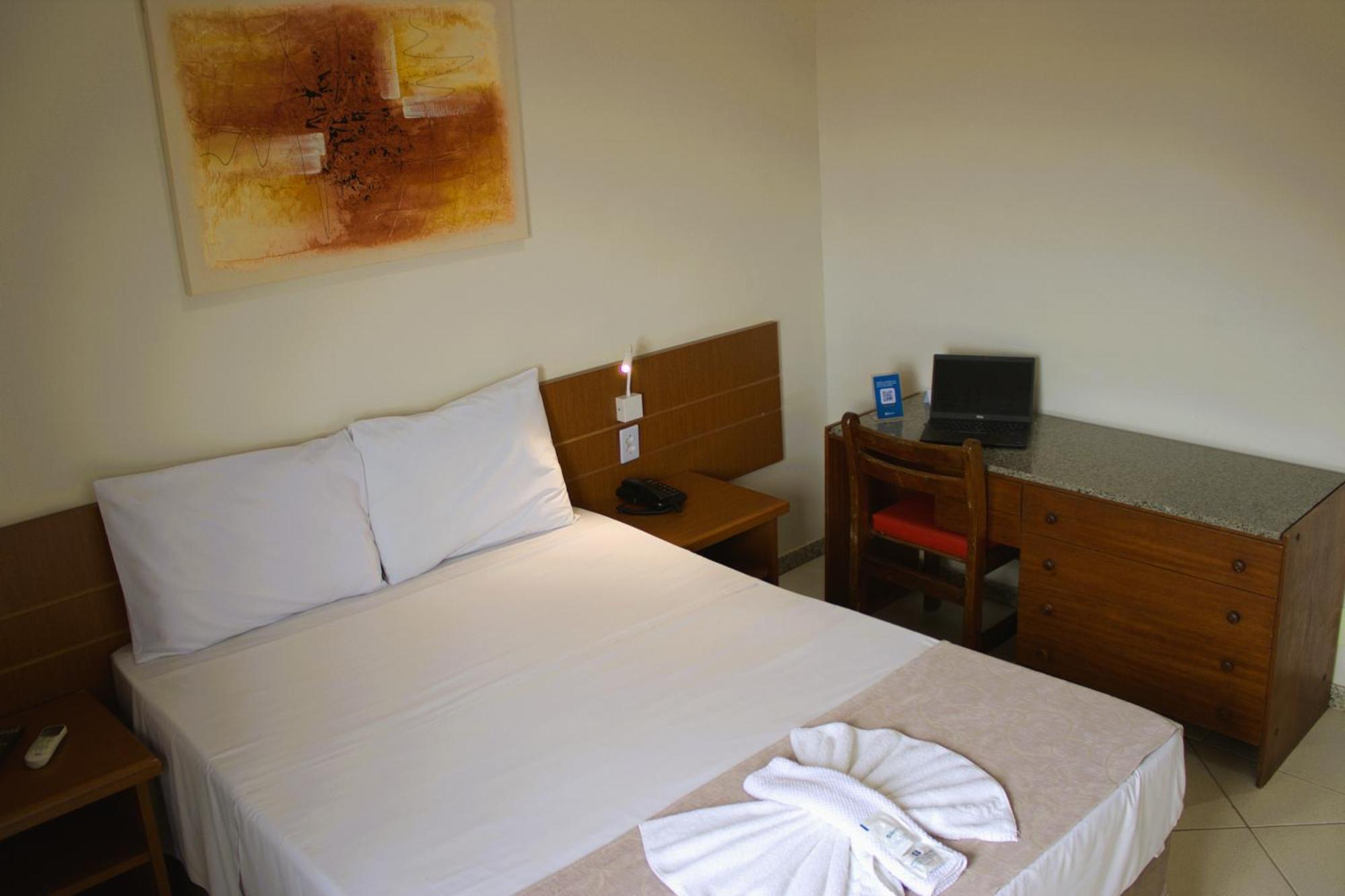Hotel Dan Inn Barretos By Nacional Inn Exterior photo