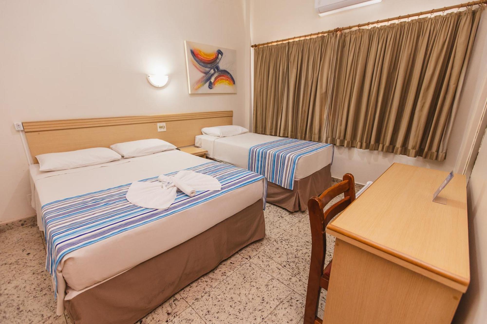 Hotel Dan Inn Barretos By Nacional Inn Exterior photo
